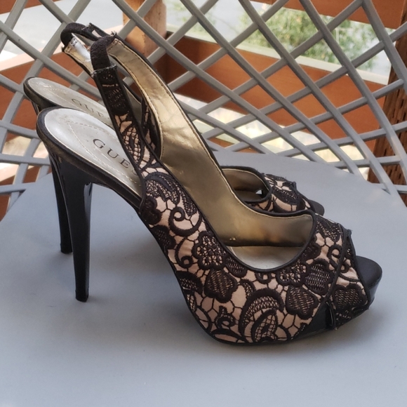 Guess Shoes - Guess embroidered Lace Slingbacks